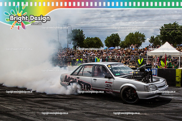 Summernats 28 Sunday 4 Jan 2015  BD  (7957)  CUTSIK BURNOUT