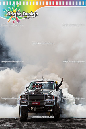 Summernats 28 Sunday 4 Jan 2015  BD  (7973)  BLWNLUX BURNOUT