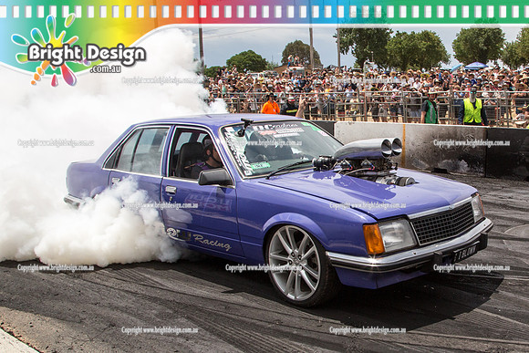 Summernats 28 Sunday 4 Jan 2015  BD  (7938)  IBLOWN BURNOUT