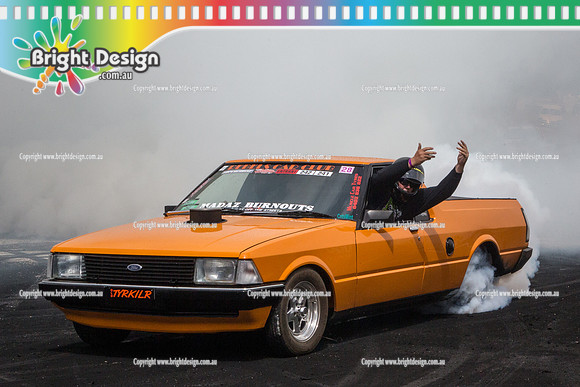 Summernats 28 Sunday 4 Jan 2015  BD  (8226)  TYRKILR BURNOUT